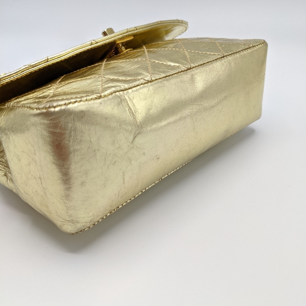 Chanel Metallic 24k Gold Chain Mini Flap Bag - Picture 5 of 14